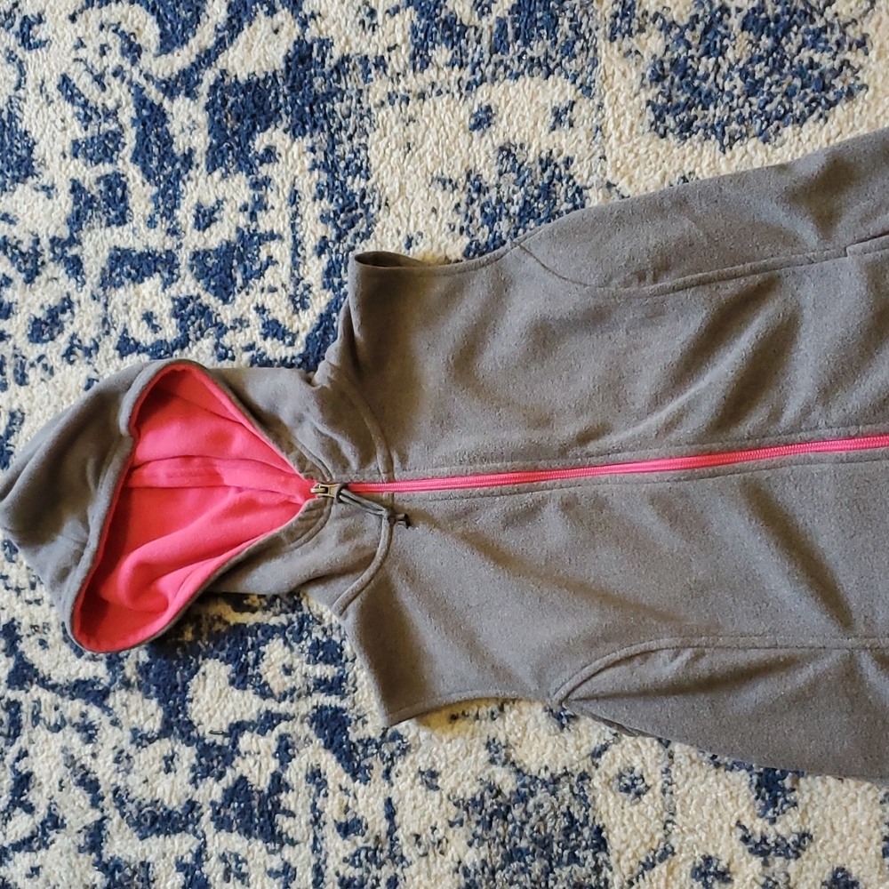 Brand new with tags! G.H. Bass & Co. fleece hooded vest